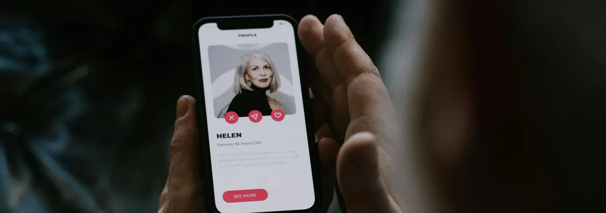 online dating app on phone